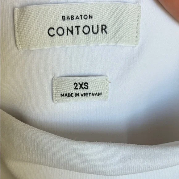 Aritzia White Fitted Sleeveless Tank Top doble line - Picture 3 of 4